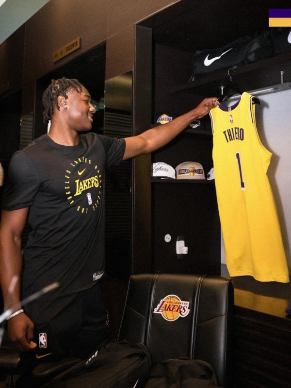 Lakers số 1 Lakers số 36 ADU T