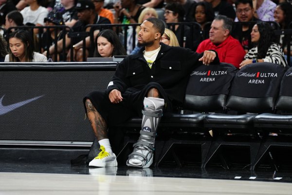 Lillard sẽ trở lại Trail Blaze
